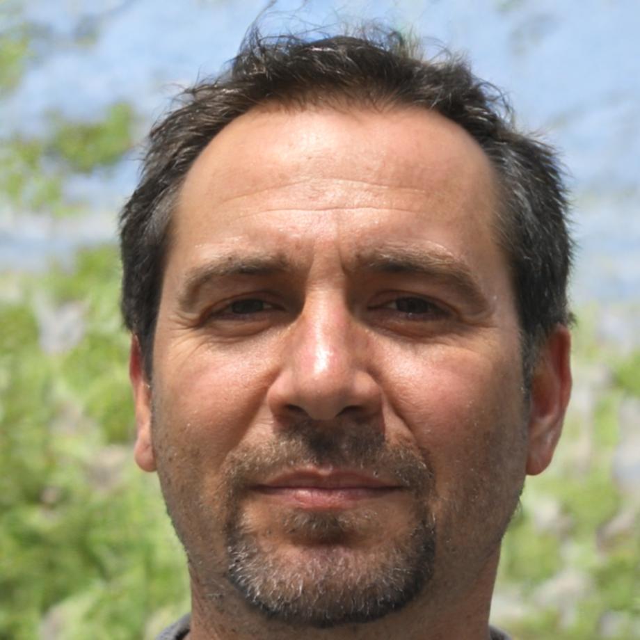 Portrait of satisfied customer Kenan